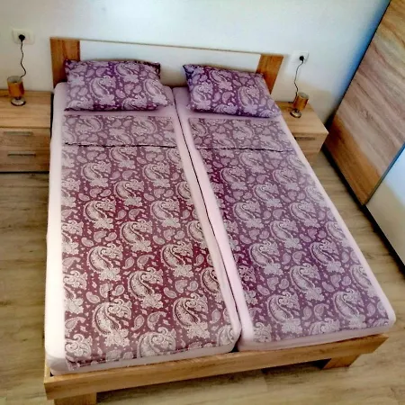 7 Palmi Novigrad Lägenhet